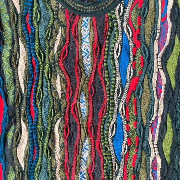 Vintage COOGI Sweater (L) - Picture 6 of 6
